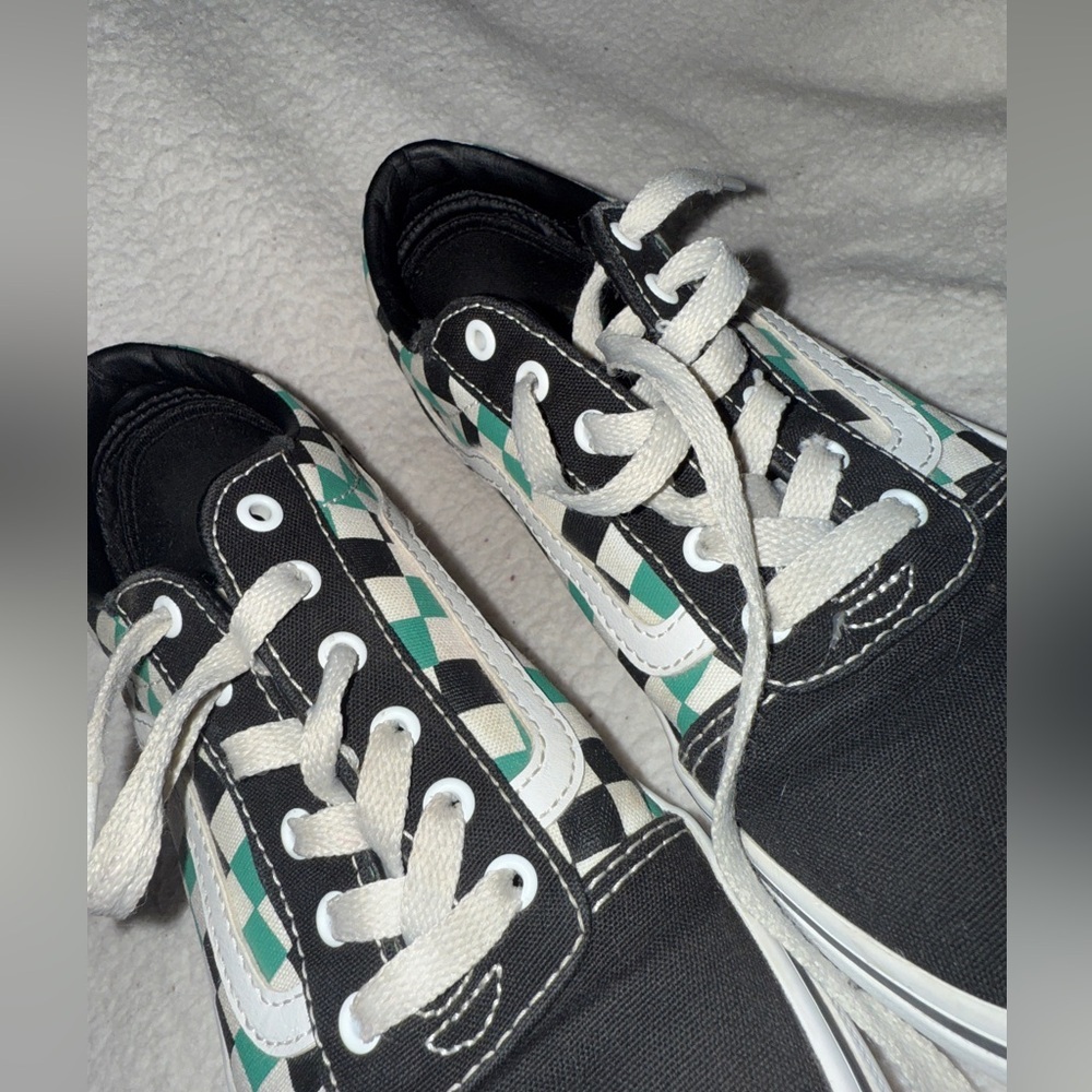 Vans Kids Off The Wall Checker Canvas Sneaker | Size 4 | Black | Green | White | - Picture 3 of 8